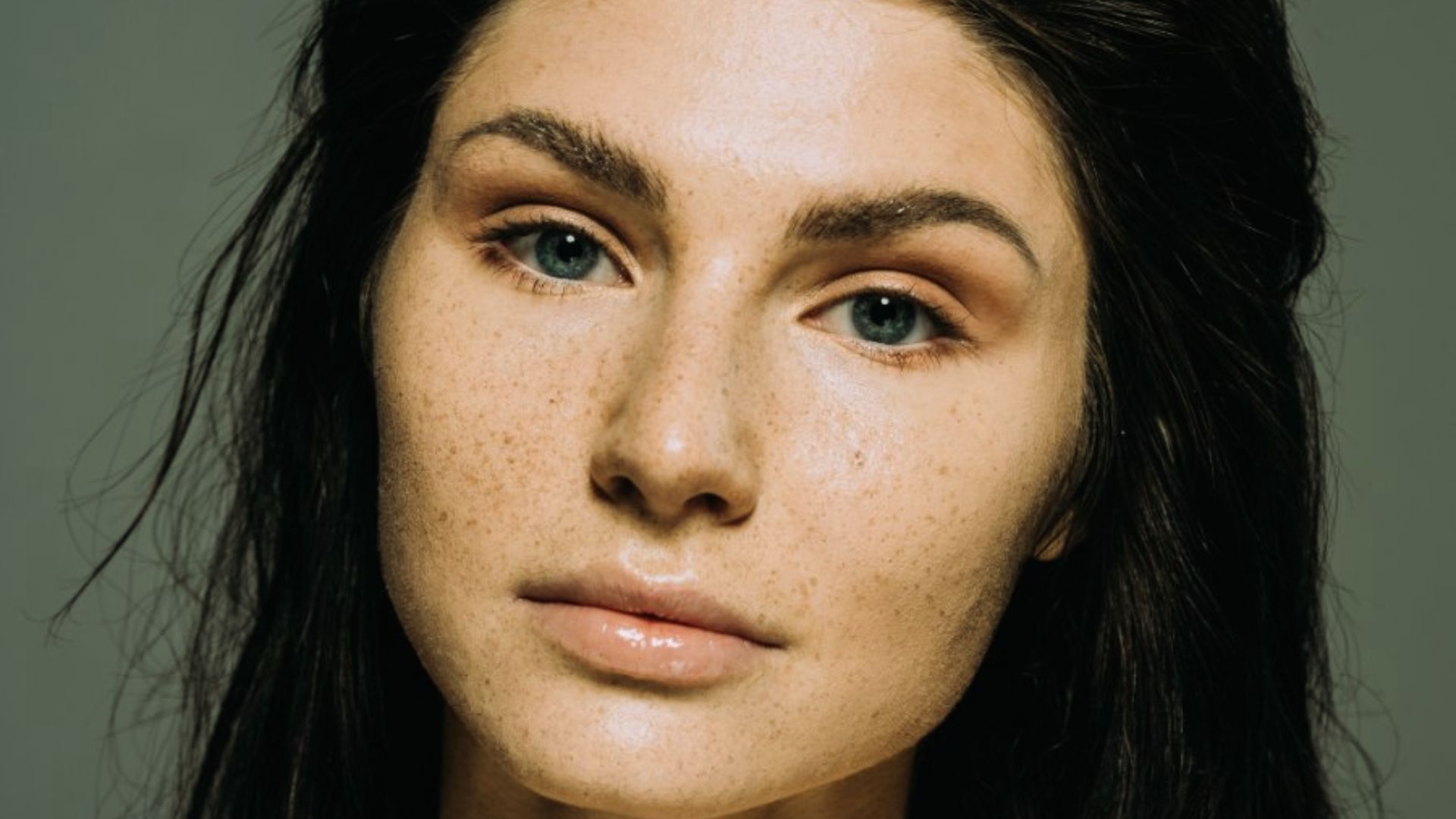 Symptoms and Signs of Sunspots