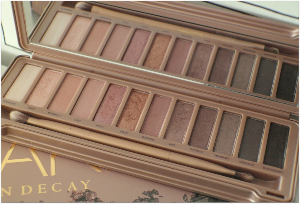 Naked 3 palette review