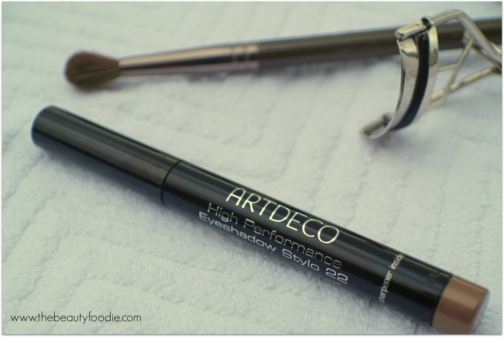 Art Deco High Performance Eyeshadow Stylo 