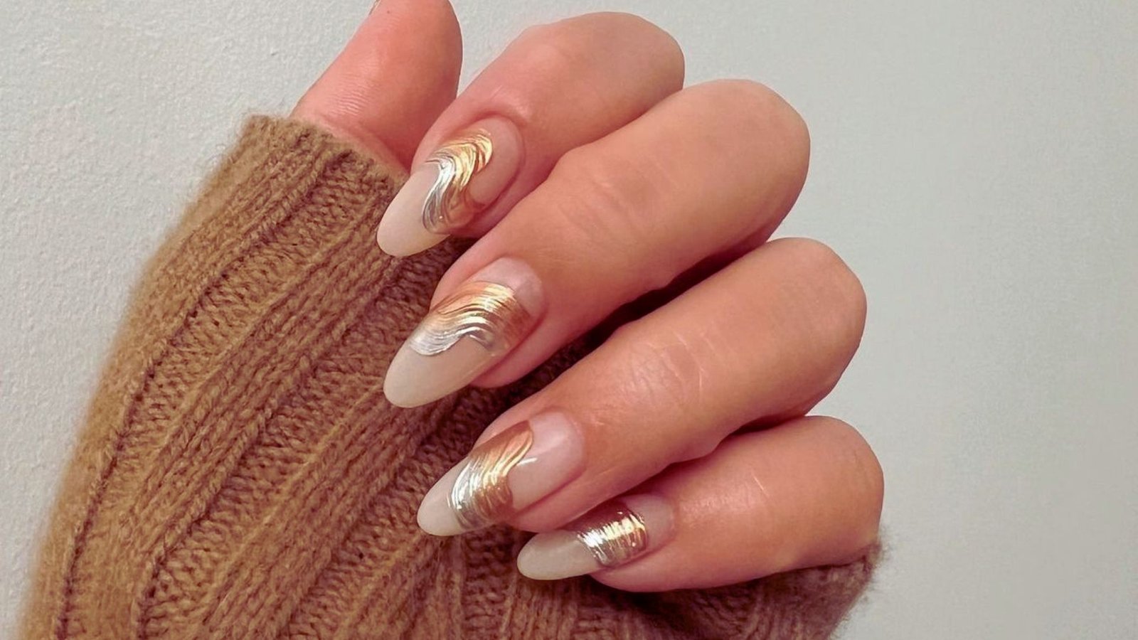 The Birth of Modern Acrylic Nails
