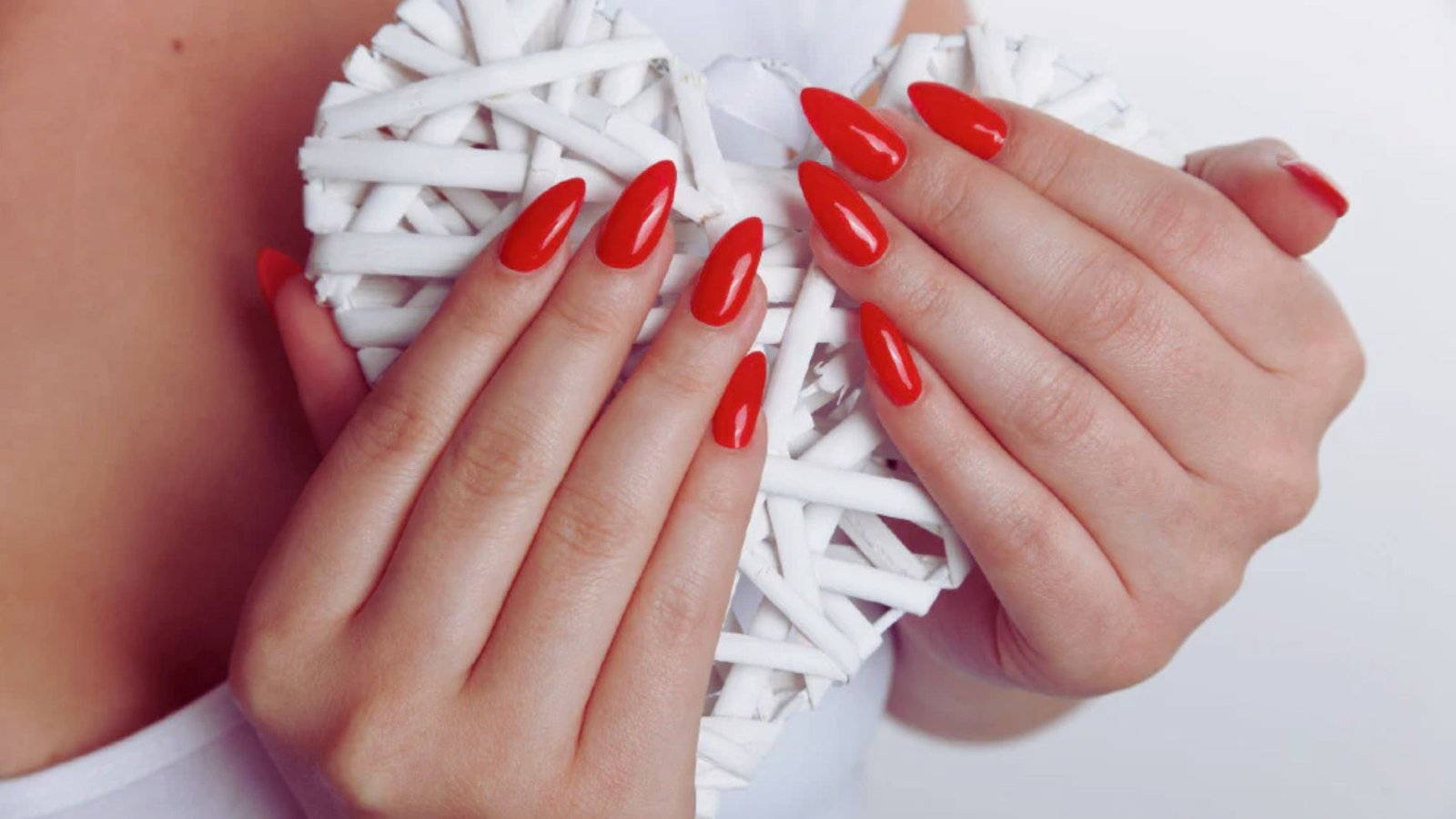 How Long Do Acrylic Nails Actually Last