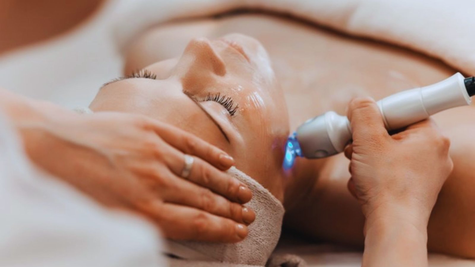 What Is Radio Frequency Skin Treatment