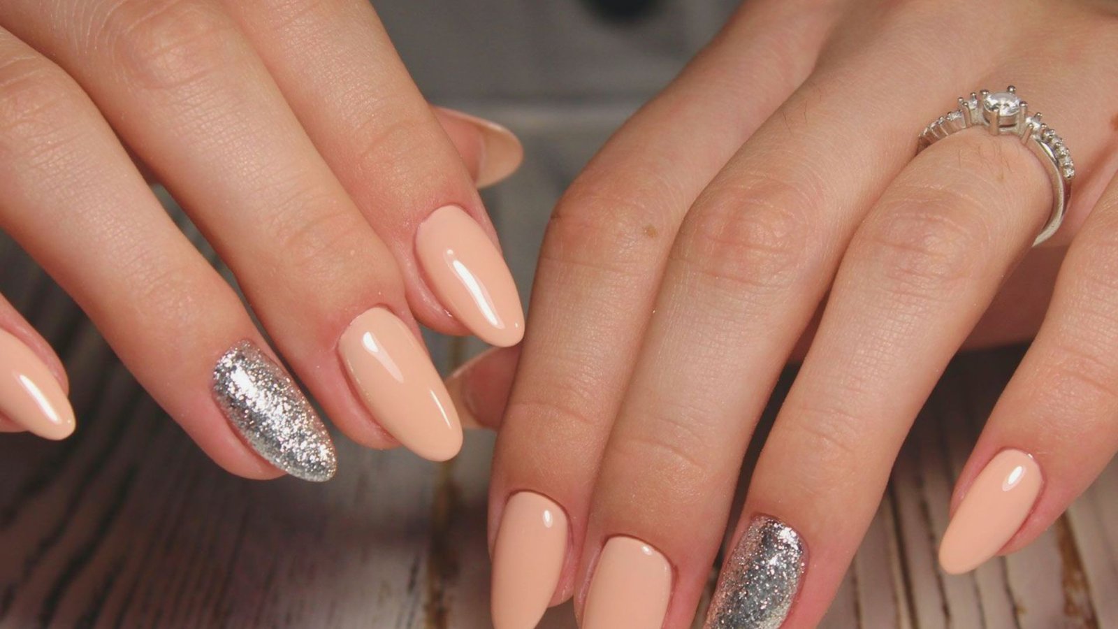 What Are Acrylic Nails