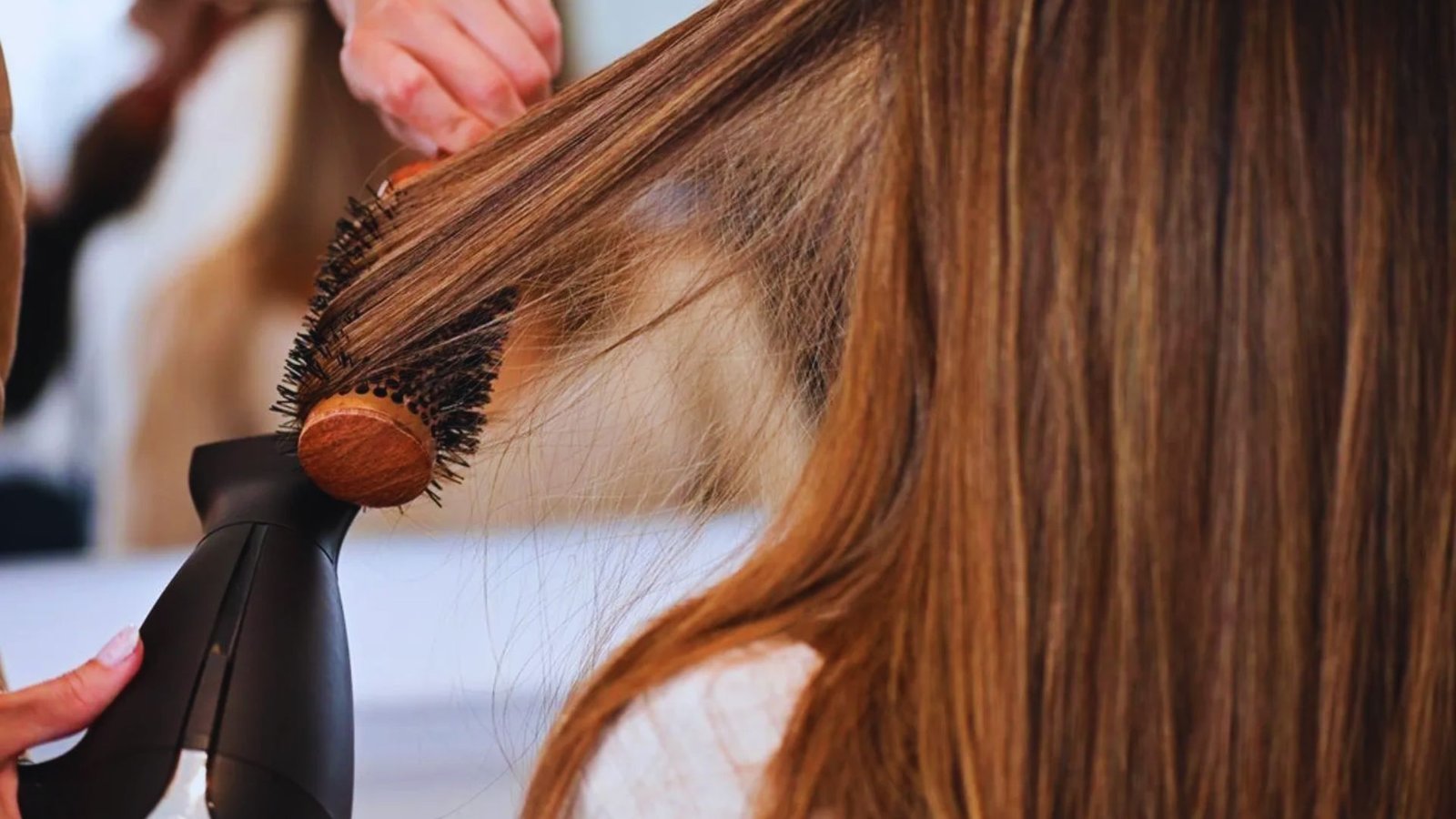 Does a Blowout Hair Damage Hair