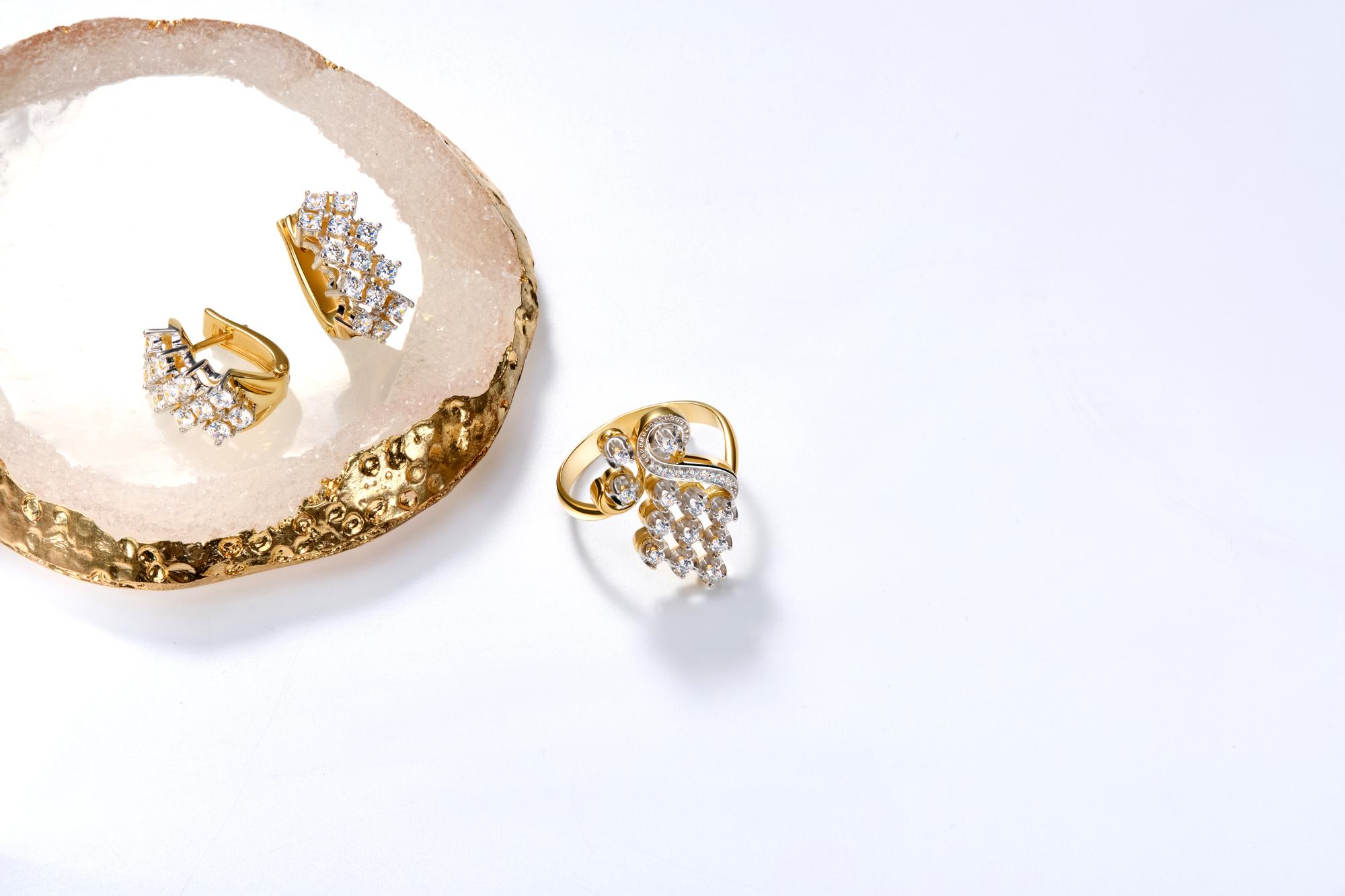 14K Gold Is the New Status Marker