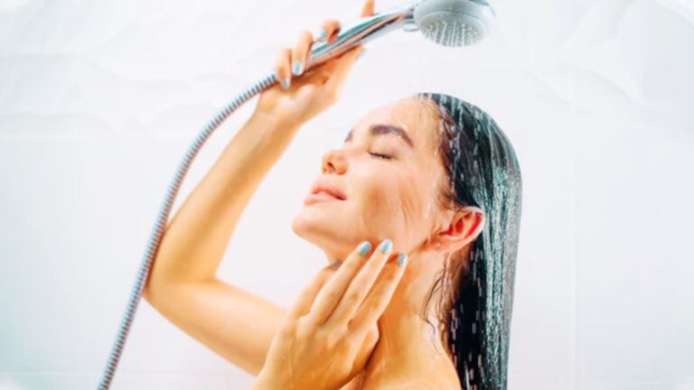 shower scene showing hot shower for relaxation and cold shower for energy and recovery in a modern bathroom.