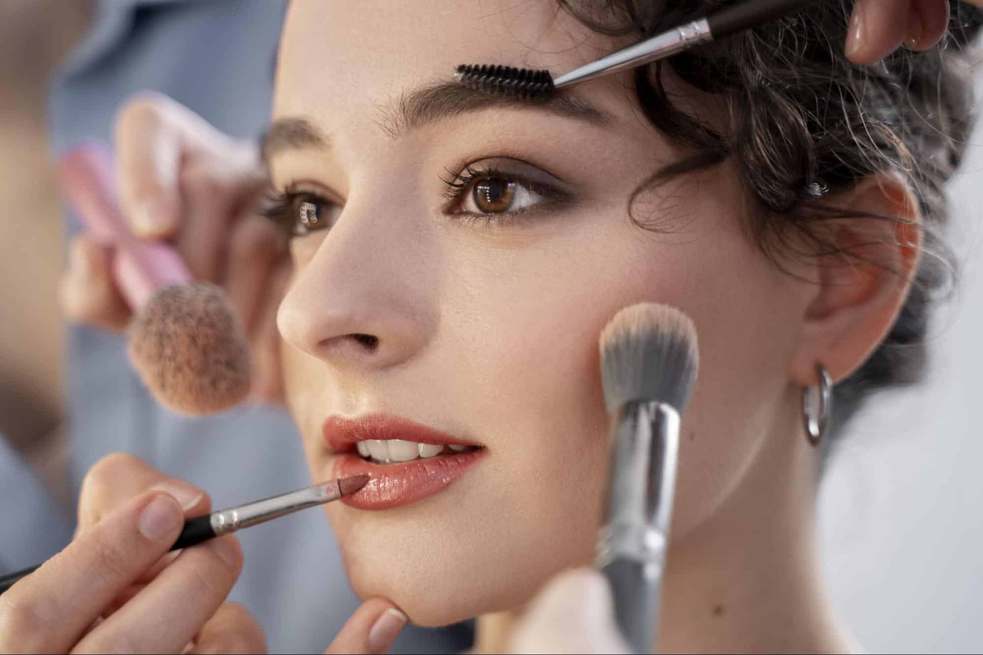How to Choose Makeup Colors Based on Your Skin Tone and Color Type